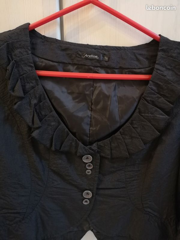 Veste noire habillée tailleur (image 5)