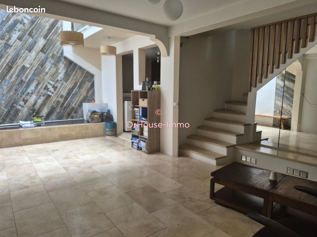 Maison 5 pièces 120 m² · à Fort-de-France · 120 m² · 310 000 €