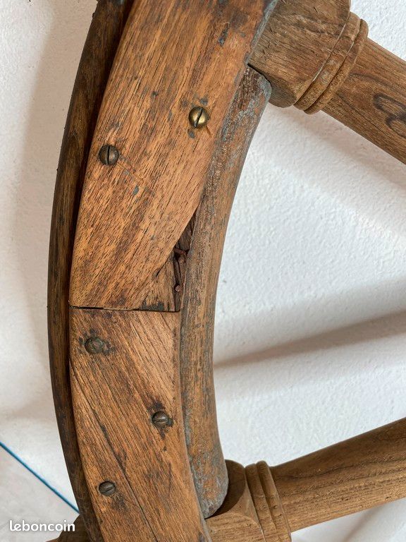 Ancienne et authentique barre à roue de bateau (Gebraucht) in Essertes