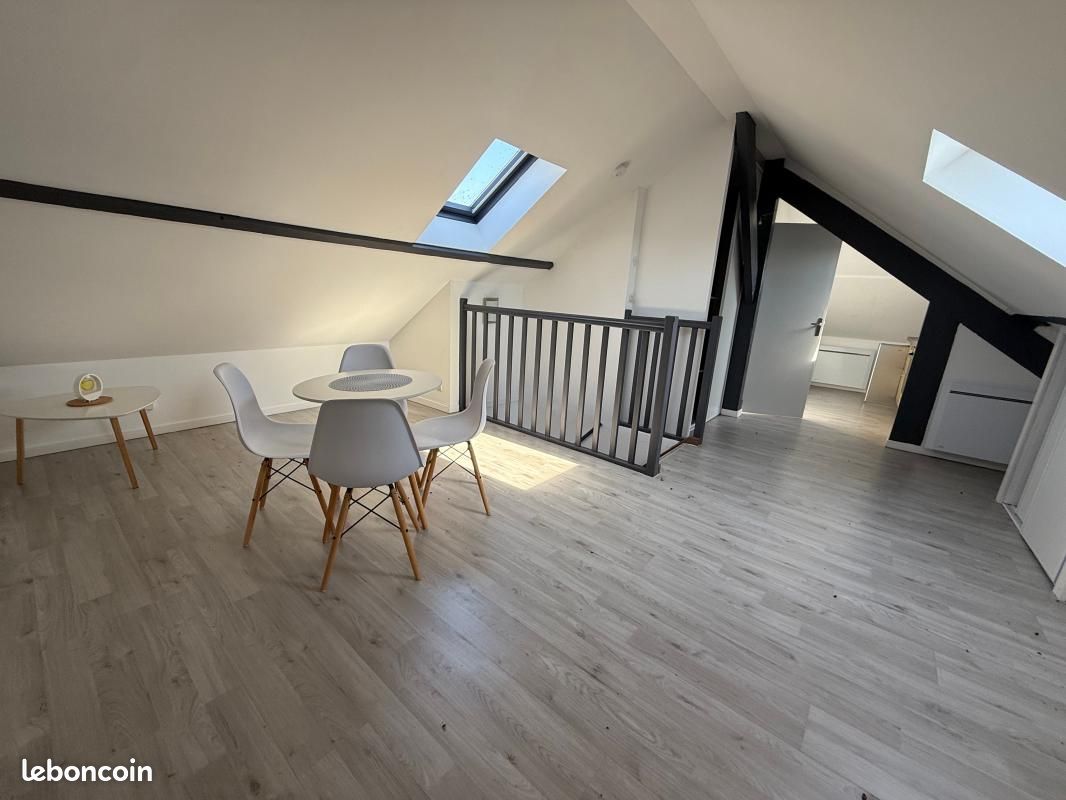 Appartement 2 pièces 19 m² · à Charmes · 19 m² · 445 €/mois