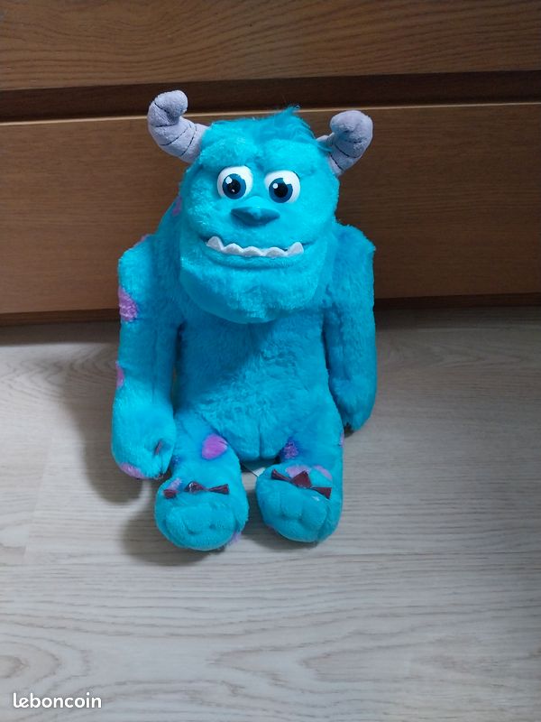Doudou interactif "Sullivan" de "Monstres et compagnie" (image 1)