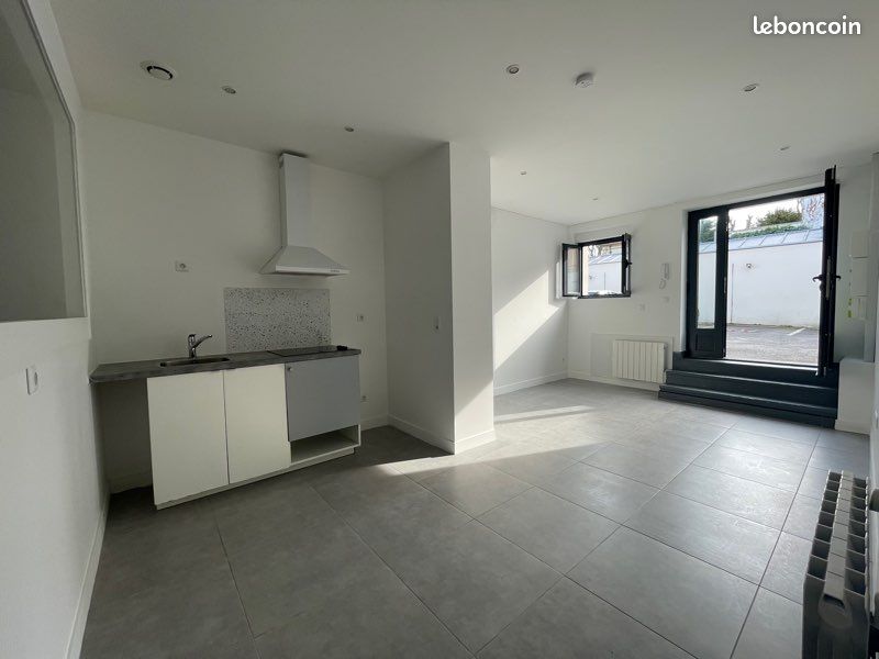 Appartement a louer mantes-la-ville - 2 pièce(s) - 35 m2 - Surfyn