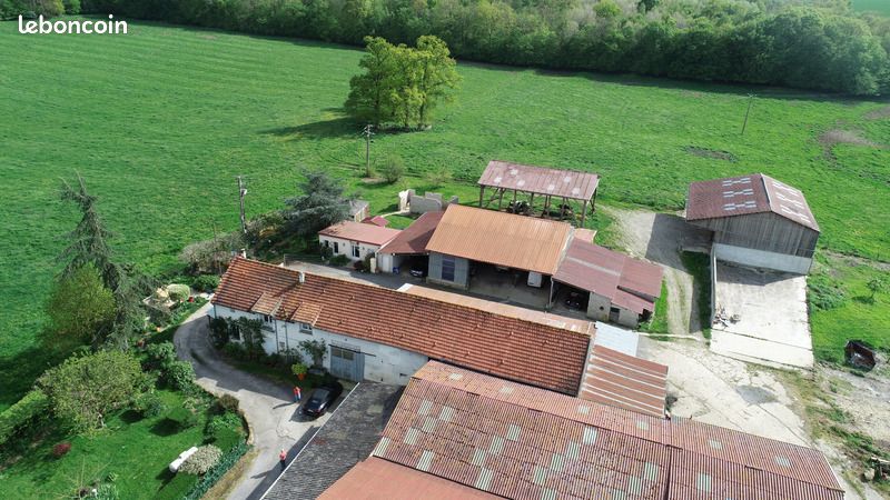 Maison 5 pièces 185 m² · à Essômes-sur-Marne · 185 m² · 479 000 €