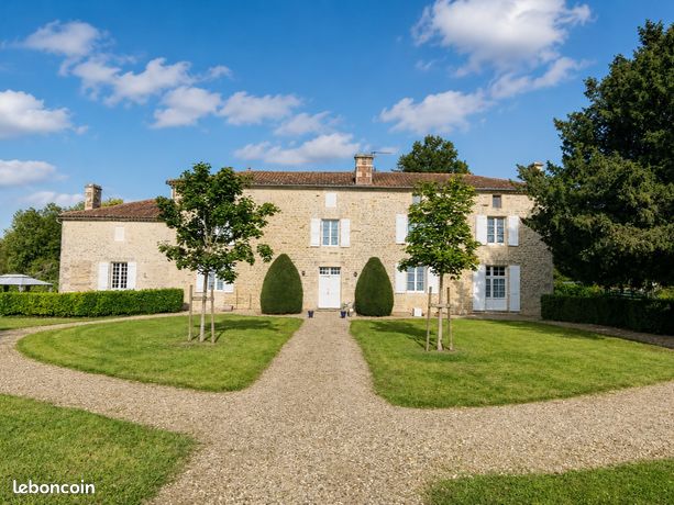 Propriété 8 pièces 287 m²