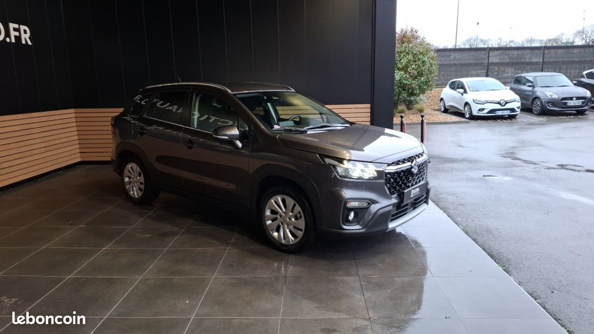 Suzuki s-cross II 1.4 BOOSTERJET HYBRID PRIVILEGE (image 4)