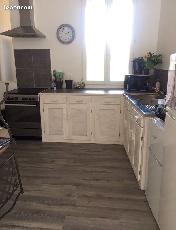 Appartement 3 pièces 53 m² · à Moulins · 53 m² · 542 €