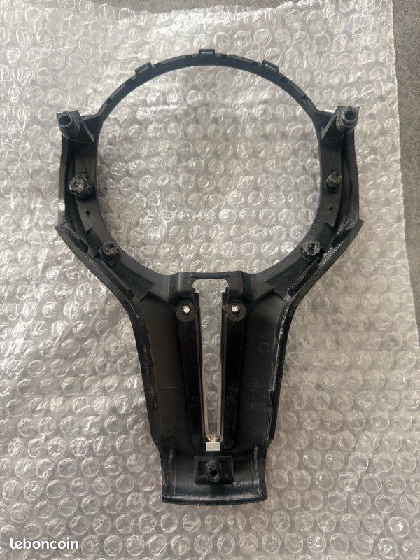 BMW Insert volant en carbone MPerformance pour BMW série F F01 F02 F03 F07 F10 F11 F12 F13 F18 F20 F21 F22 F25 F30 F31 F32 F33 F34 F35 F36 F45 F15 X3 X4 X5 (image 3)