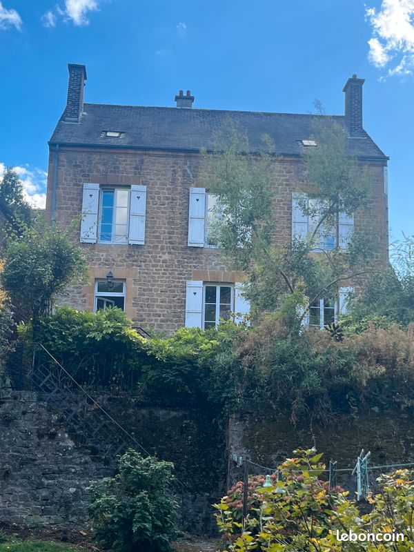 Maison 7 pièces 151 m² · à Charleville-Mézières · 151 m² · 230 000 €