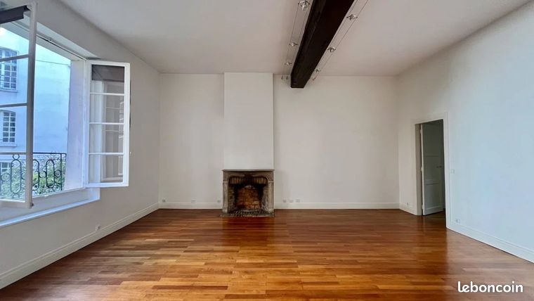 Appartement a louer paris-4e-arrondissement - 3 pièce(s) - 83 m2 - Surfyn