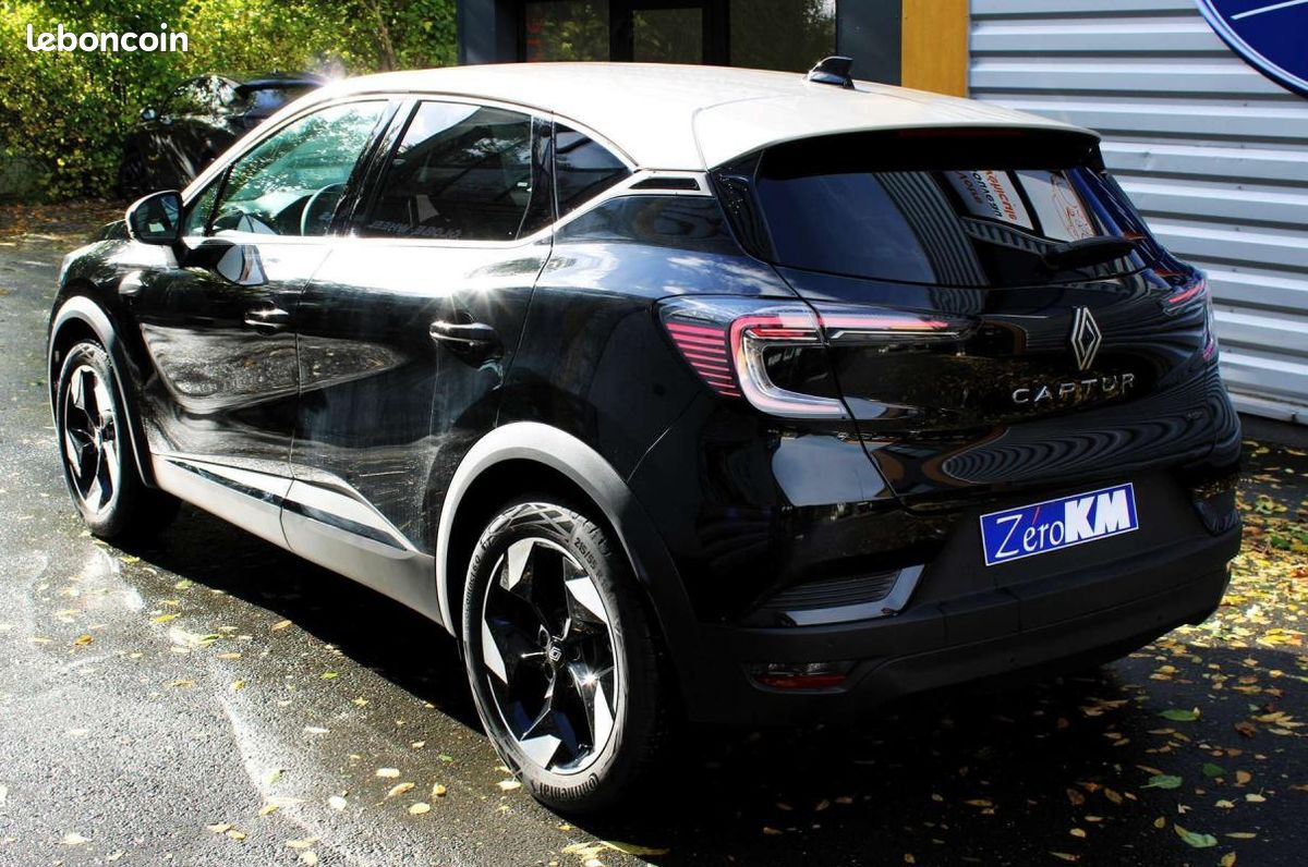 Renault Captur 1.6 e-TECH FULL HYBRID 145 CH TECHNO (image 16)