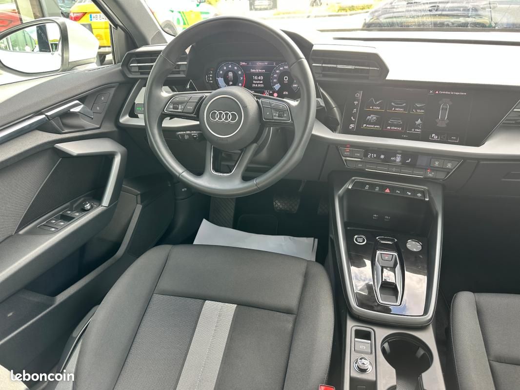 Audi A3 sportback TFSI Mild Hybrid 116 S tronic 7 Design (image 6)