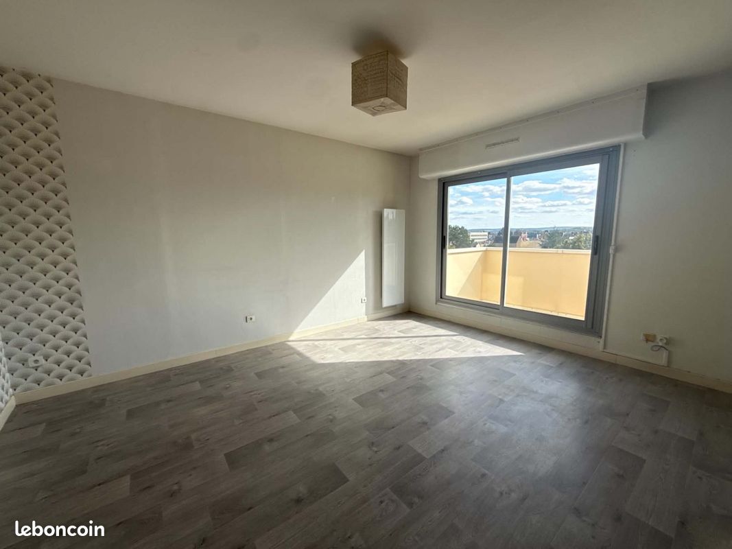 Appartement 2 pièces 58 m² · à Charleville-Mézières · 58 m² · 96 000 €