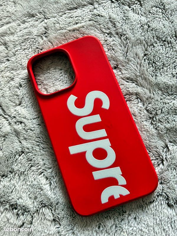 Coque Suprême iPhone 14 Pro Max (image 1)