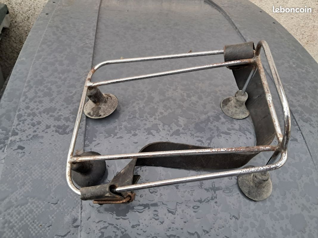 Porte bagage de réservoir de SPR Motobecane (image 1)