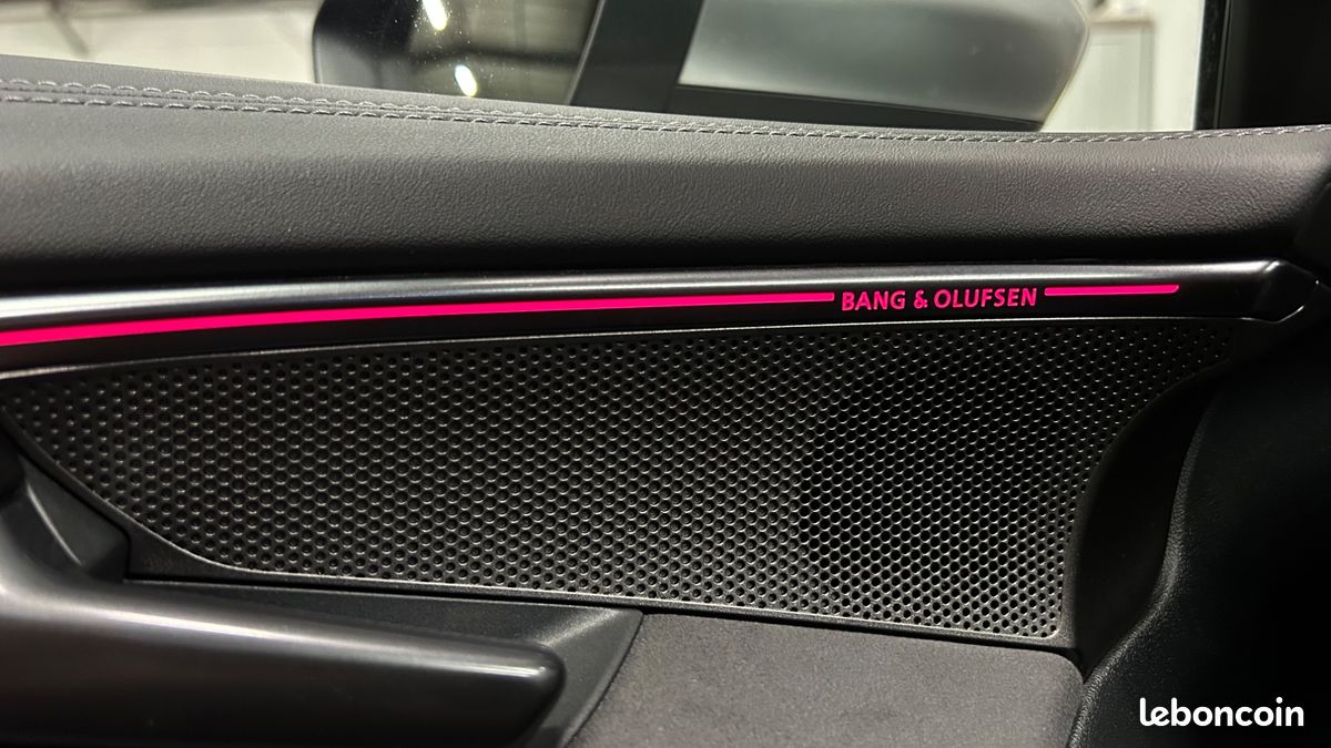 Audi s5 avant 3.0 tfsi 367 hybrid quattro s-tronic bva (image 9)