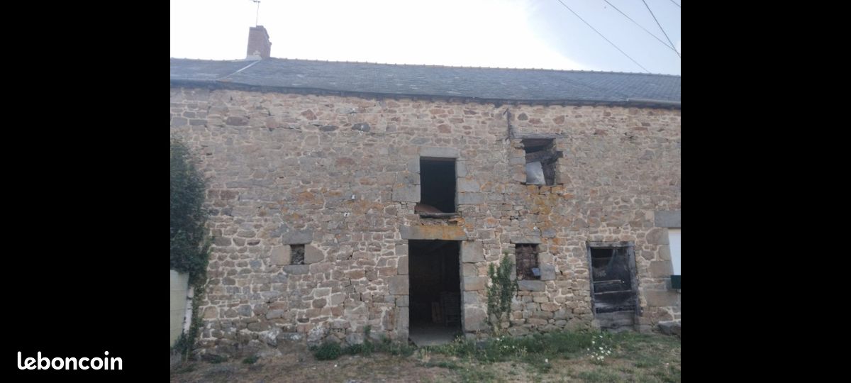Maison 1 pièce 150 m² · à Combourg · 150 m² · 20 000 €