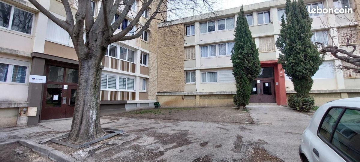 Appartement 2 pièces 47 m² · à Carpentras · 47 m² · 297 €/mois
