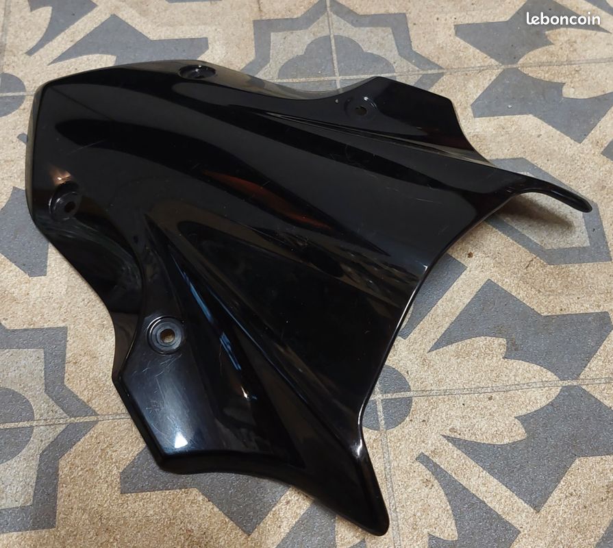 Z 900 2018 bulle avant noir fumée très bon état (image 1)