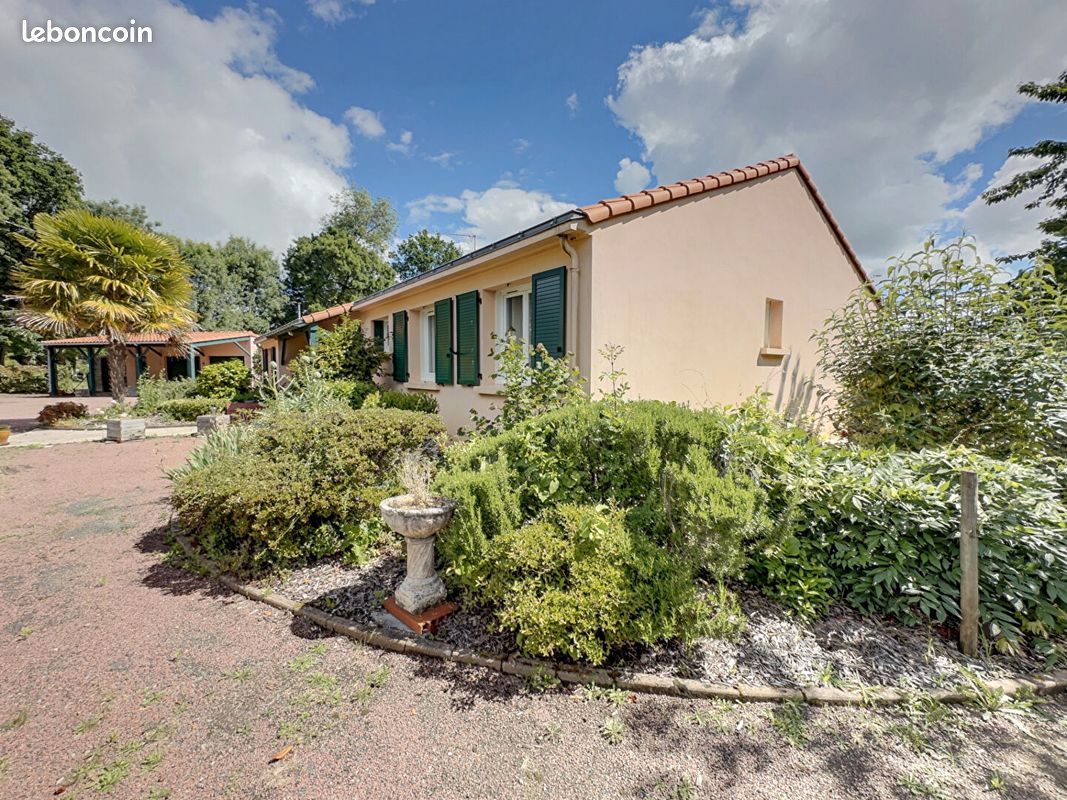 Maison 6 pièces 112 m² · à La Chapelle-Heulin · 112 m² · 327 600 €