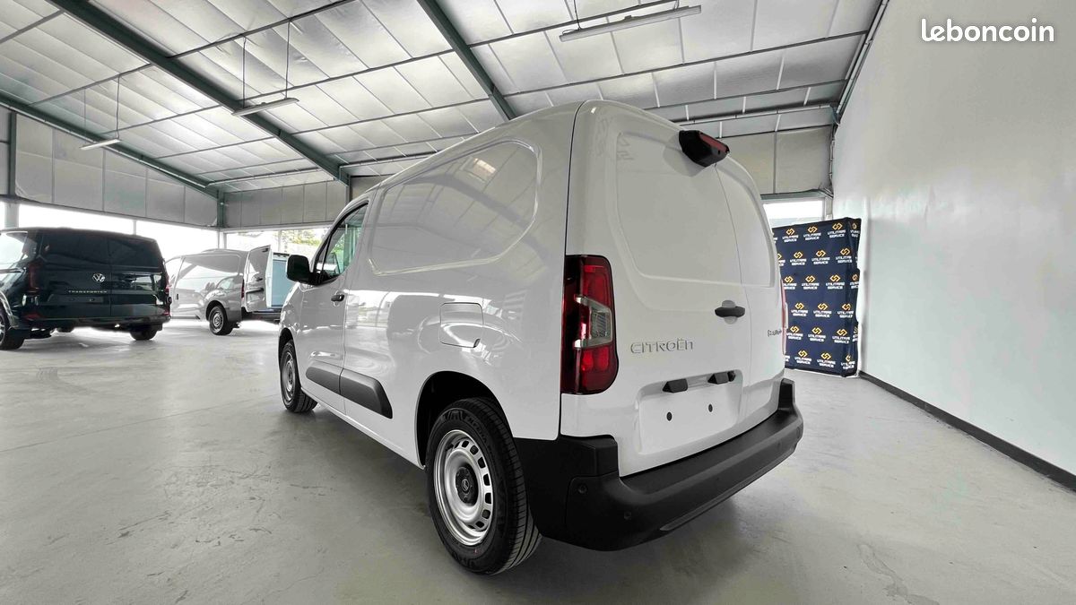 16 990 HT - Citroen BERLINGO VAN M BLUEHDI 100 BVM6 3PL PREMIUM CONNECT (image 12)