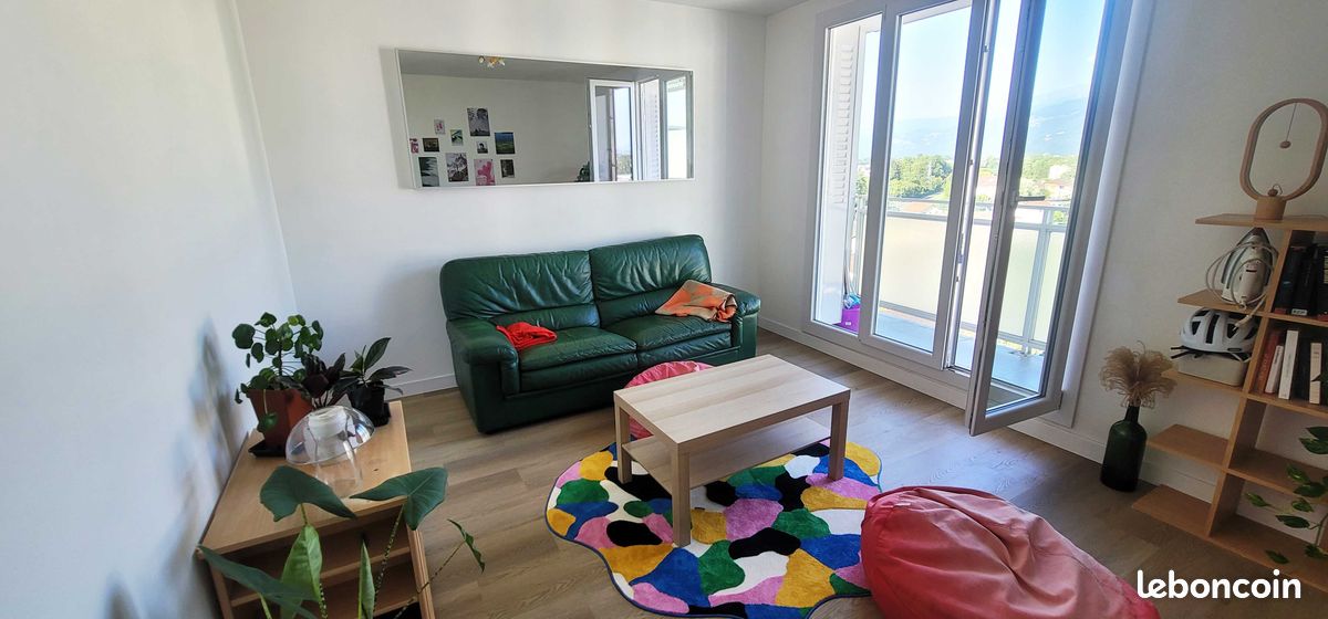 Appartement 3 pièces 68 m² · à Saint-Martin-d'Hères · 68 m² · 950 €