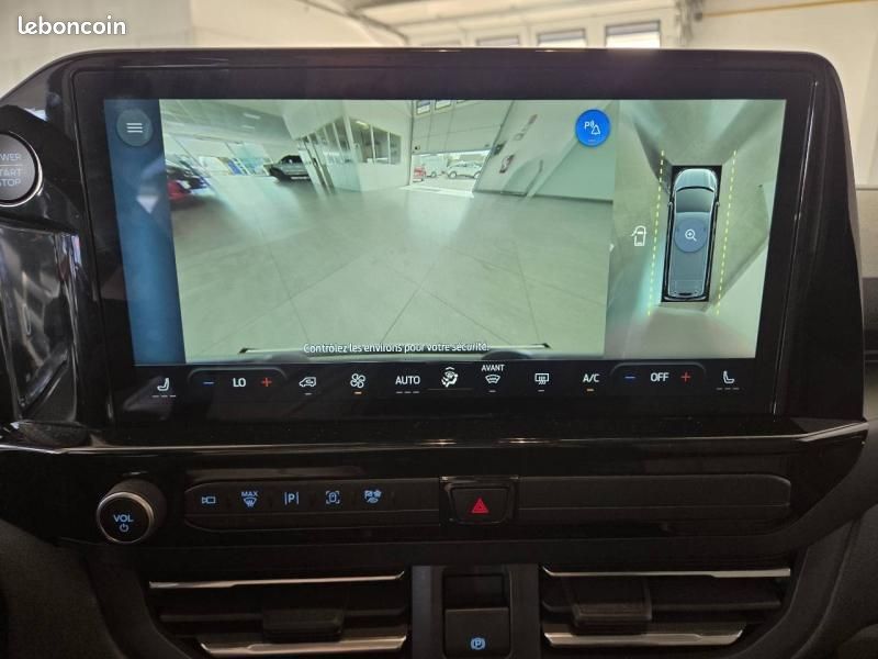 Ford Tourneo Custom 340 L2H1 2.5 Duratec 232ch Hybride rechargeable Titanium X CVT (image 18)