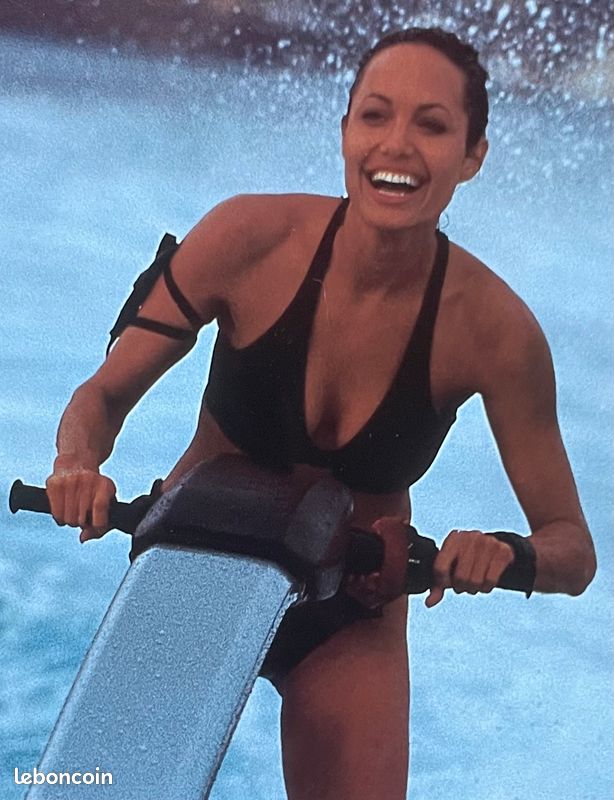 RARE 08 Photos d'exploitation cinéma vintage d'époque : TOMB RAIDER LE BERCEAU DE LA VIE Angelina Jolie Comme neuves (image 2)