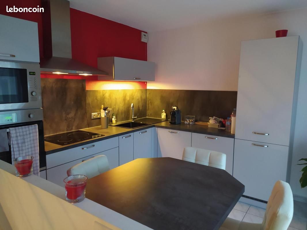 Appartement 3 pièces 57 m² · à Montréal-la-Cluse · 57 m² · 742 €