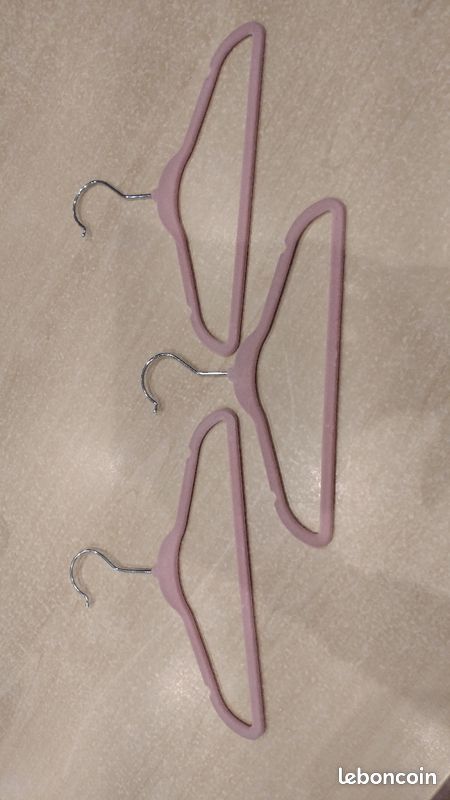 Cintres pour enfants (image 1)