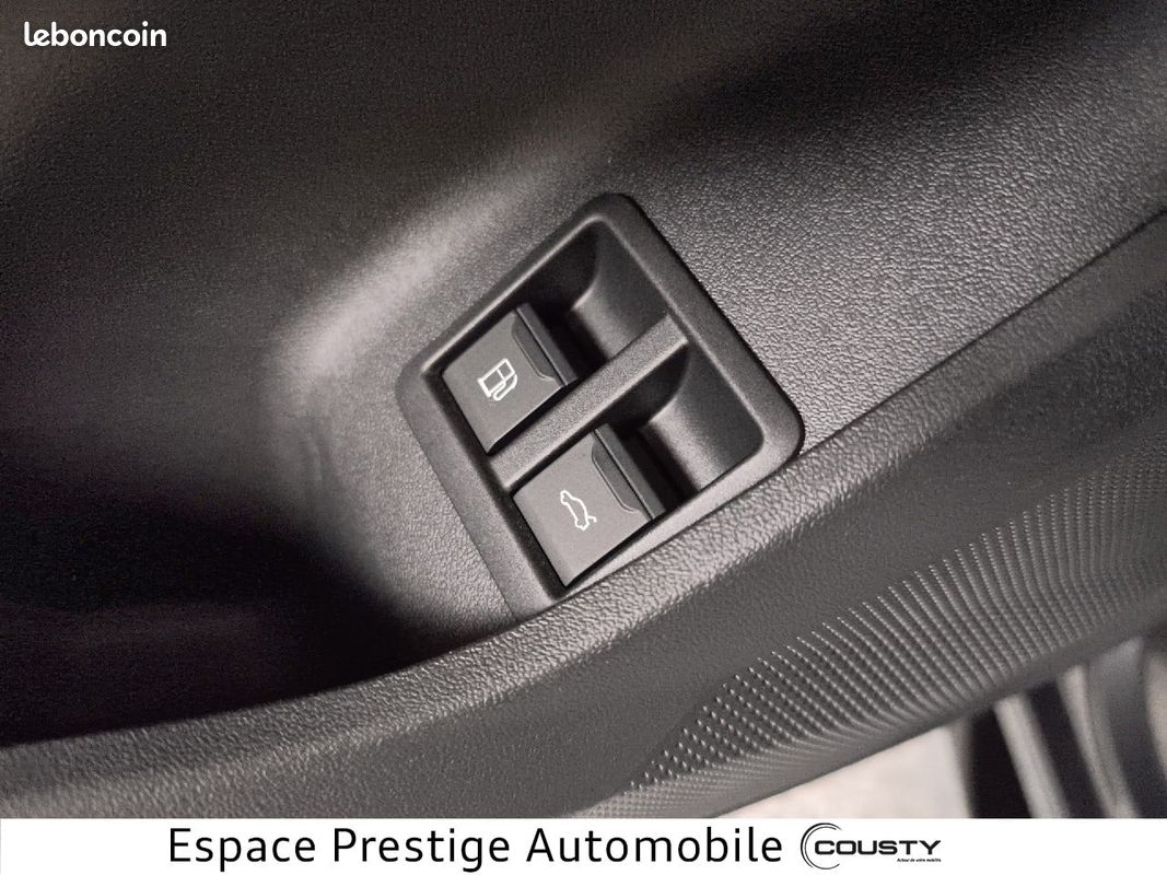 AUDI A5 Avant e-hybrid 299 ch S tronic 7 Quattro S line (image 21)