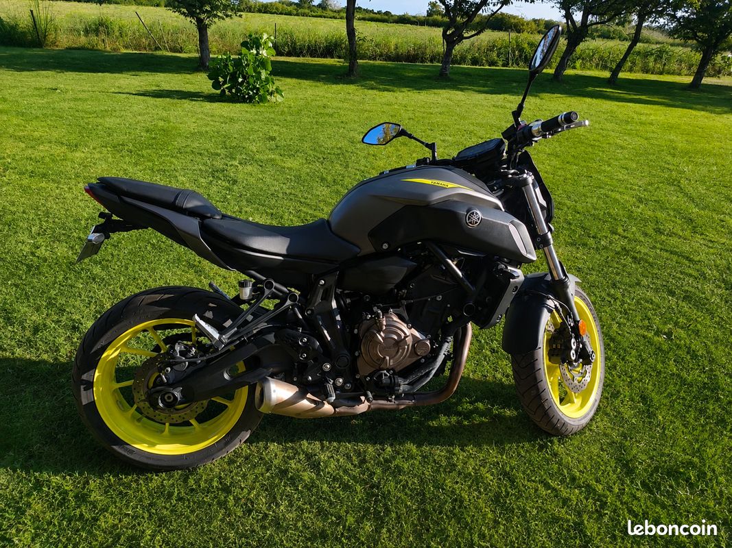 Yamaha MT-07 (image 2)