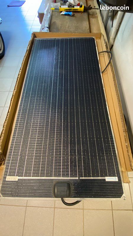 Panneau solaire flexible 100 Watts 5,45A (image 2)