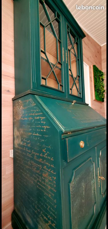 Secrétaire. Bureau (image 2)