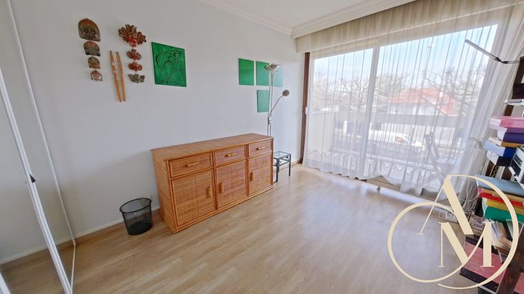 Appartement a vendre  - 5 pièce(s) - 107 m2 - Surfyn