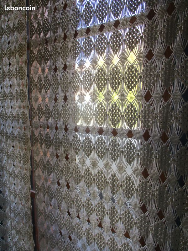 Rideau Crochet Fait Main Sur Mesure Motif Cerises - Artisanat Français, Coton, Brise-bise