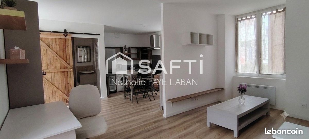Appartement 6 pièces 160 m² · à Châtellerault · 160 m² · 299 000 €