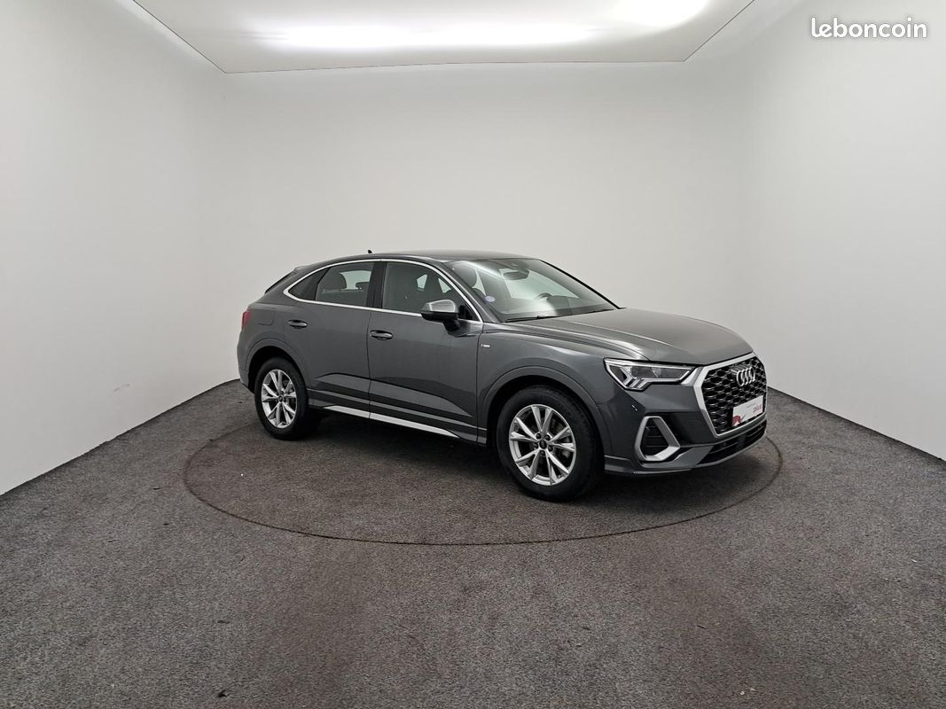 AUDI Q3 Sportback 35 TFSI 150 ch S tronic 7 S line (image 7)