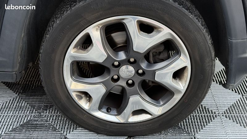 Jeep COMPASS 2.0 MULTIJET II 140CH LIMITED 4X4 BVA9 (image 36)