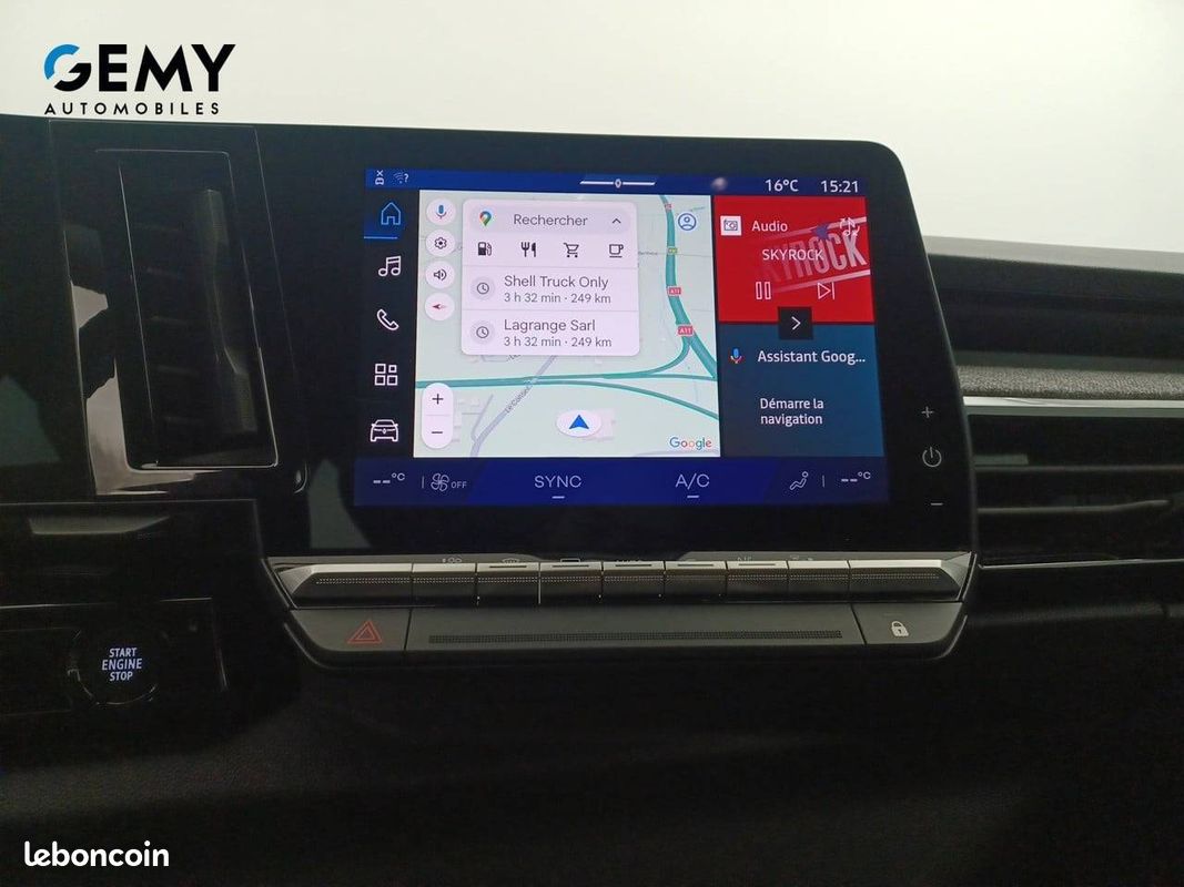 RENAULT Austral full hybrid E-Tech 200 ch Evolution (image 14)
