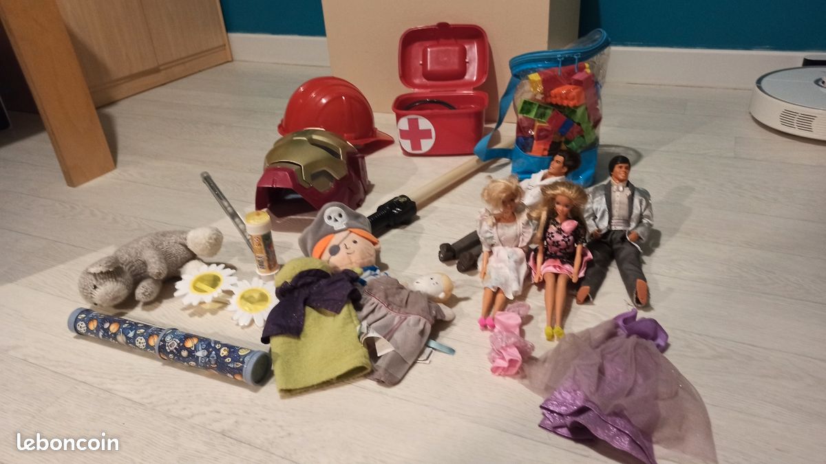 Jouets divers (image 1)