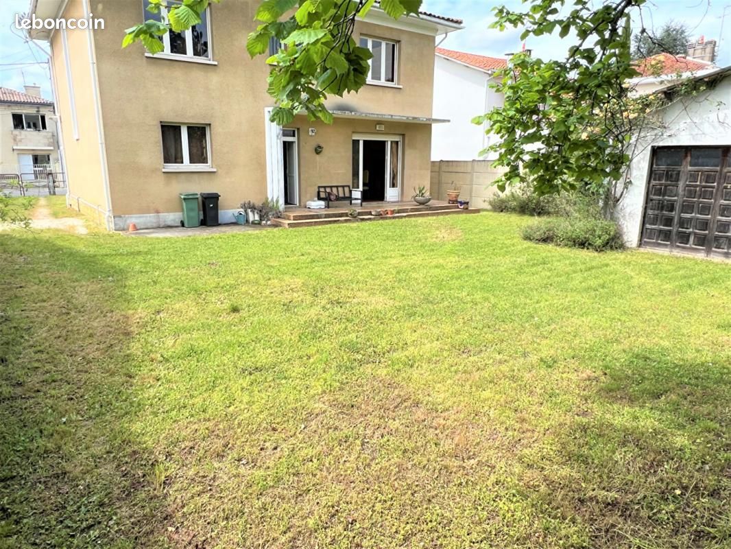 Maison 6 pièces 228 m² - Bordeaux 33000 (image principale 2)