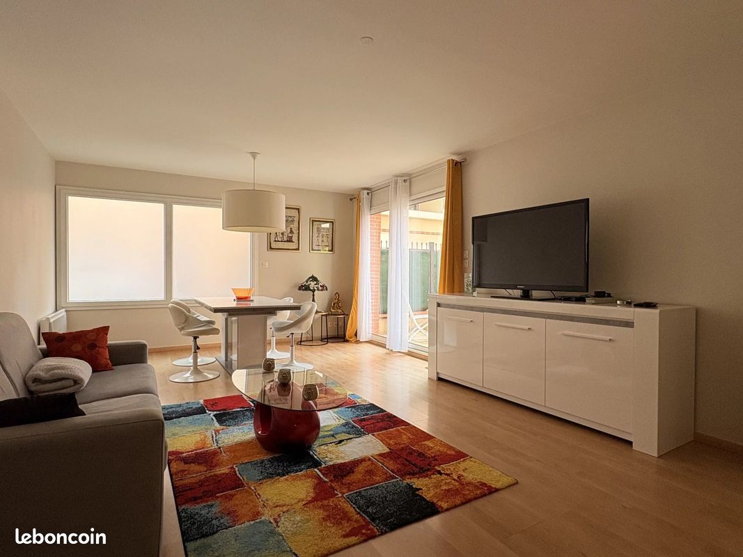 Appartement 2 pièces 65 m² · à Albi · 65 m² · 650 €