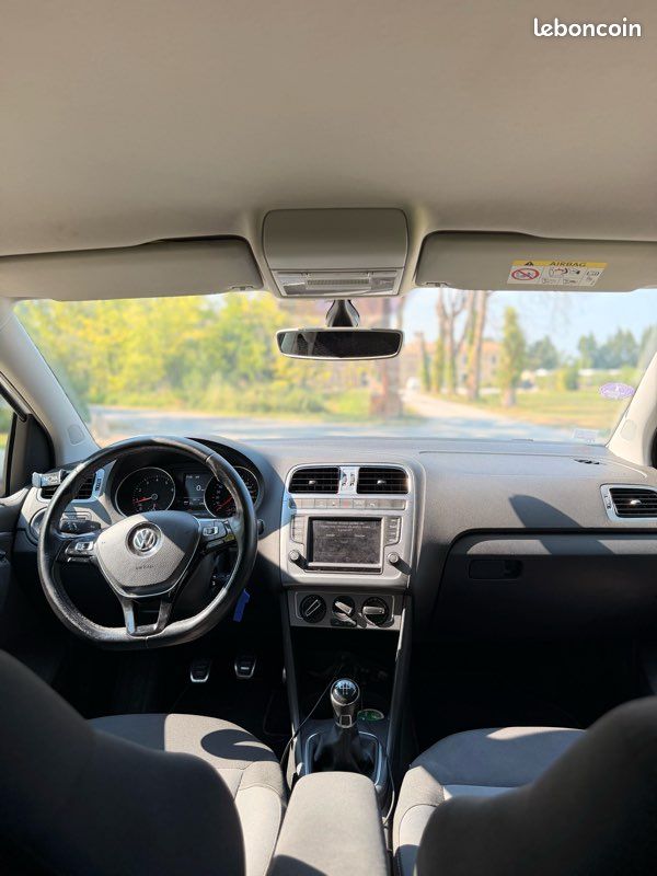 Volkswagen polo 1.2Tsi (image 3)