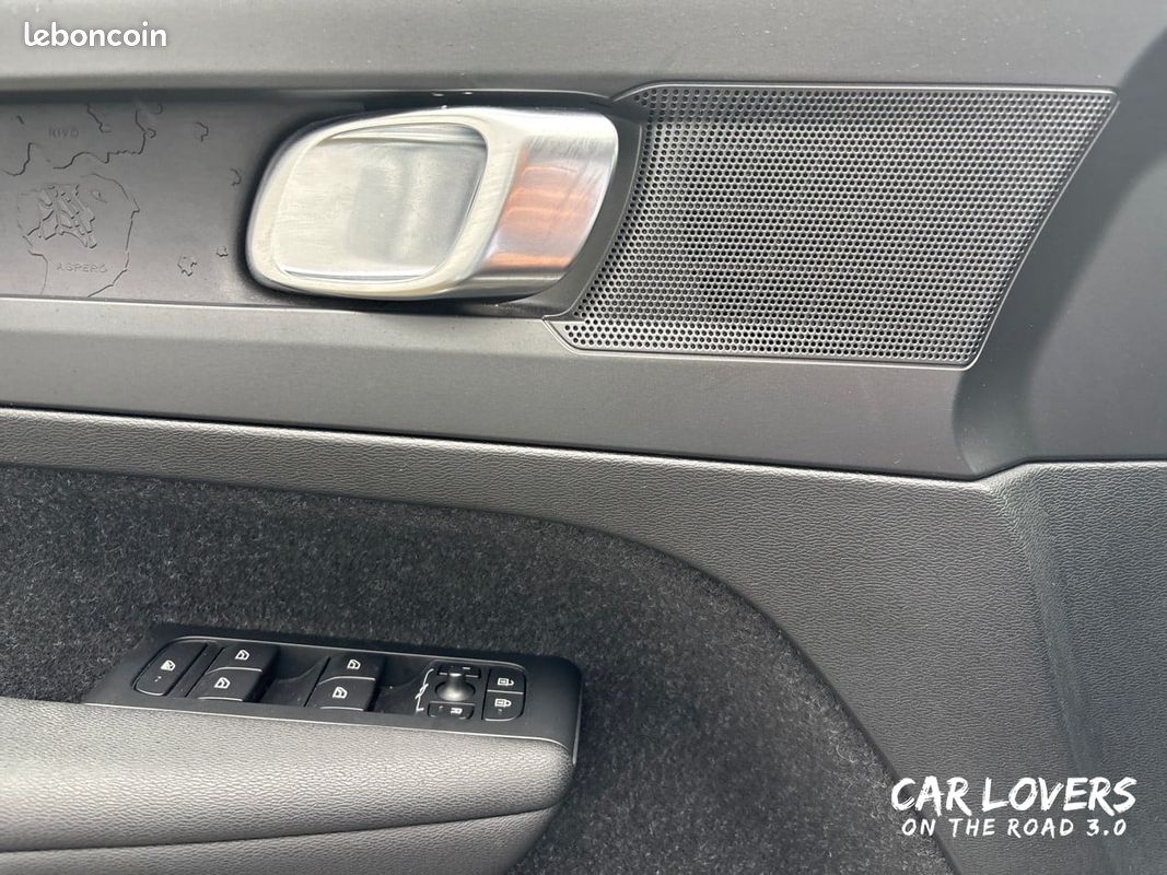 VOLVO XC40 D3 AdBlue 150 ch Geartronic 8 Business (image 16)