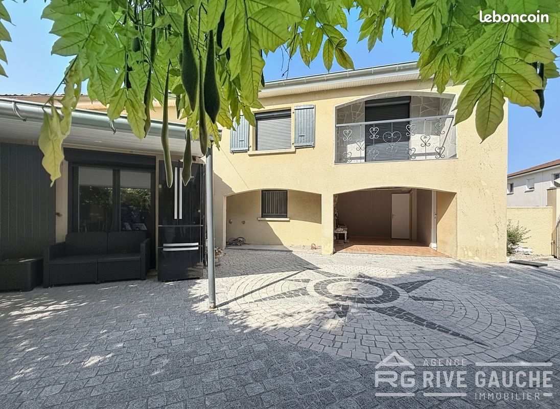 Maison 5 pièces 168 m² · à Beaurepaire · 168 m² · 272 000 €
