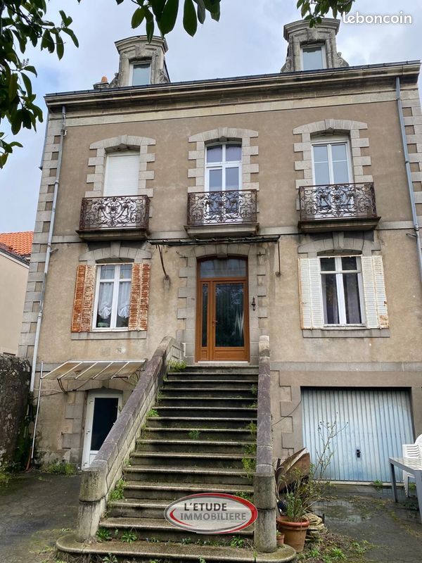 Maison 10 pièces 215 m² · à Nantes · 215 m² · 650 875 €