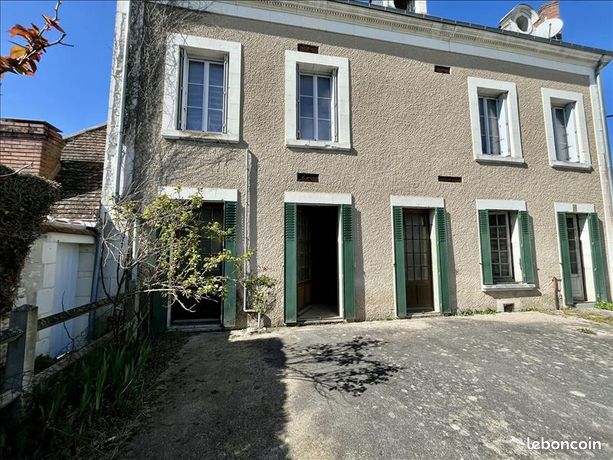 Maison 8 pièces 201 m²