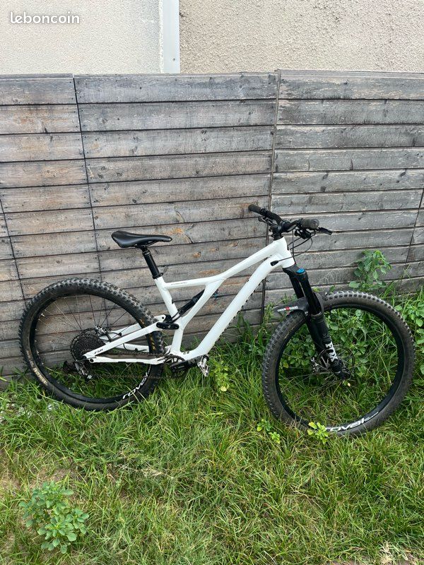 Specialized Stumpjumper Comp (image 1)
