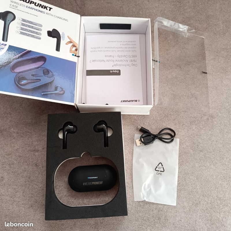 Blaupunkt Ecouteurs sans fil avec étui de charge- (image 2)