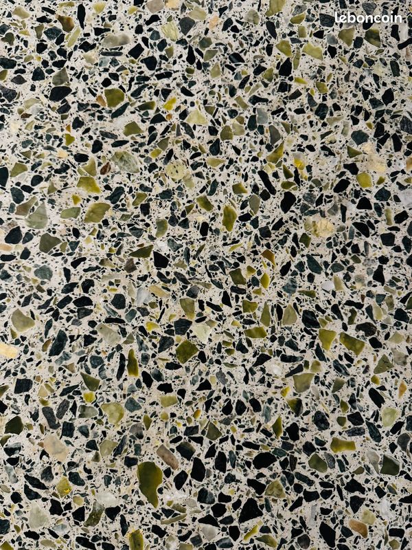 Table en terrazzo vert – design unique (image 4)